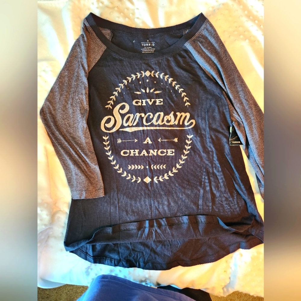 NWT Torrid 3/4 raglan sleeve tshirt